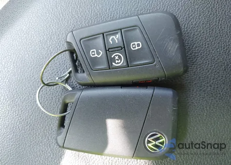 2022 Volkswagen Jetta 1.5T Sel из США, поврежденный, VIN 3VWGM7BU9NM001001